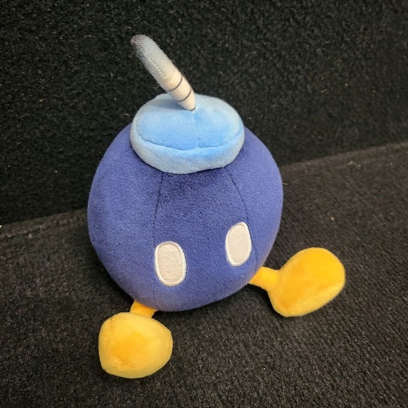 Super Mario Bros Bob-omb C0402 Sanei Plush 5" Stuffed Toy Doll Japan - Picture 2 of 8